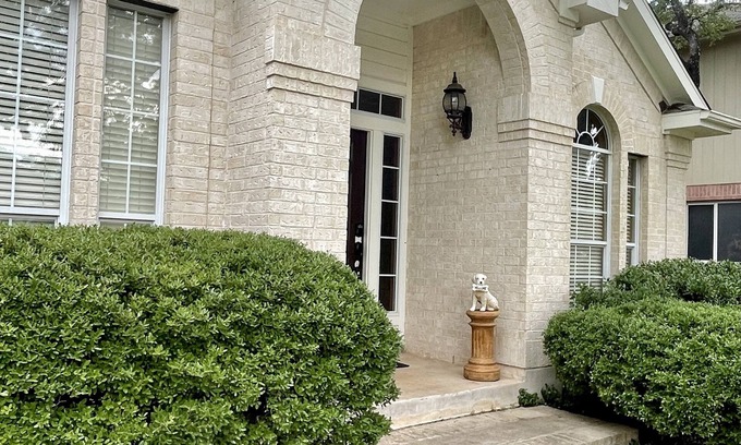 McNeil House | Spacious Family & Business Travel Friendly Home