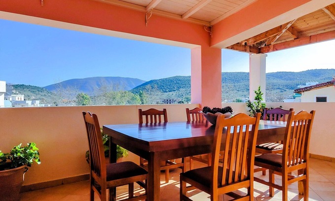 Ksamil Apartment | Spacious family-friendly three-bedroom apartment