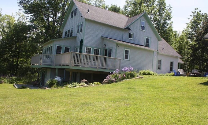 Otter Creek House | Spacious Farmhouse with Mtn Views, quiet. Available year round.