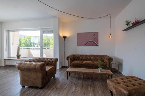 Karlsruhe City Centre Apartment | Spacious Flat
