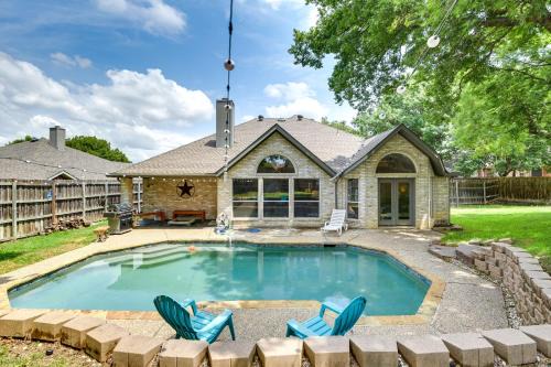 Flower Mound House | Spacious Flower Mound Home in Central Location!