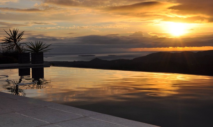 Les Adrets-de-l'Esterel Villa | Spacious villa, oustanding views on sea and mountains, garden is 1600m2, 5*