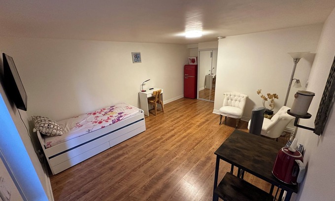 Sheridan Apartment | Spacious Furnished Studio. Private Bathroom kitchen Near UTM, Luxurious, Secured