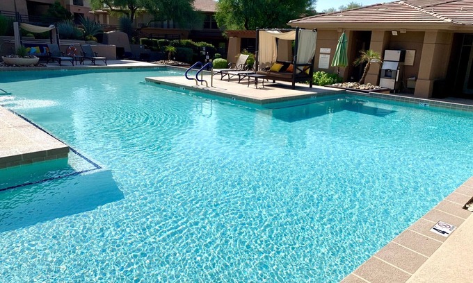 North Scottsdale Condo | Spacious furnished luxury 2 br condo w2 car garage in Venu, Grayhawk, pets OK