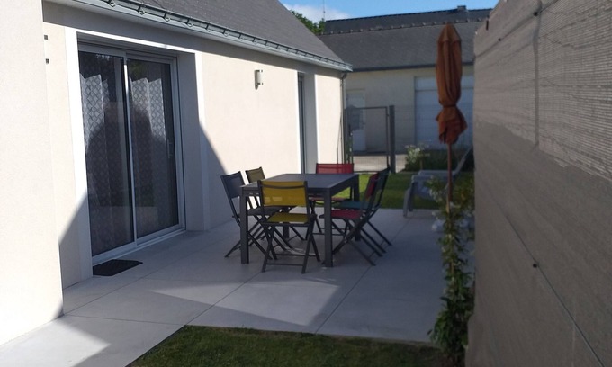 La Turballe House | Spacious gîte close to the beach and port