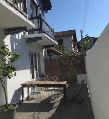Hendaye Apartment | Spacious ground floor apartment in town centre