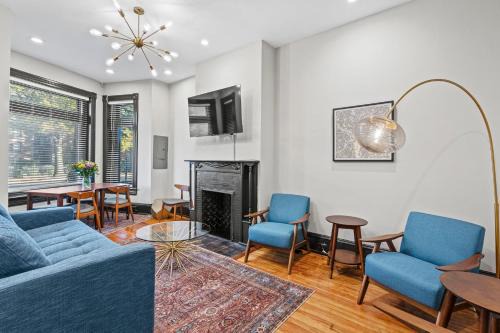 Shaw Apartment | Spacious, Historic Logan Circle Rowhouse