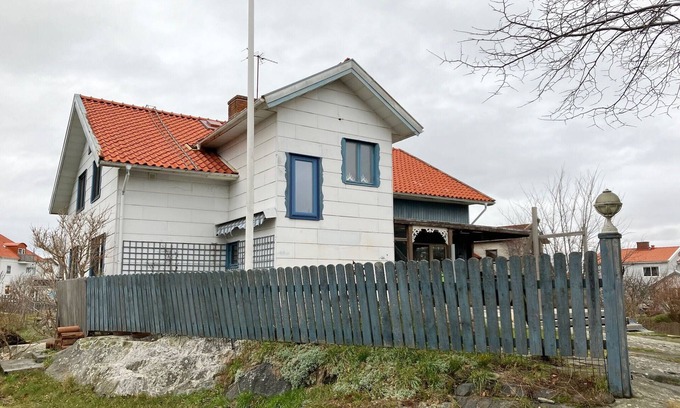 Hono Apartment | Spacious holiday apartment on picturesque Hönö | SE08073