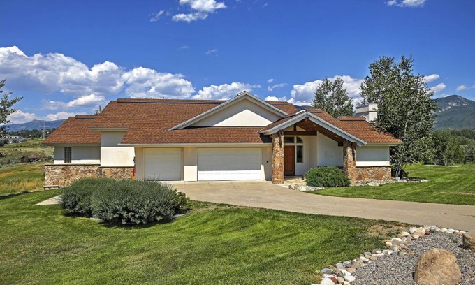 Steamboat Springs House | Spacious Home Mtn Views, 2 Mi to Steamboat Resort