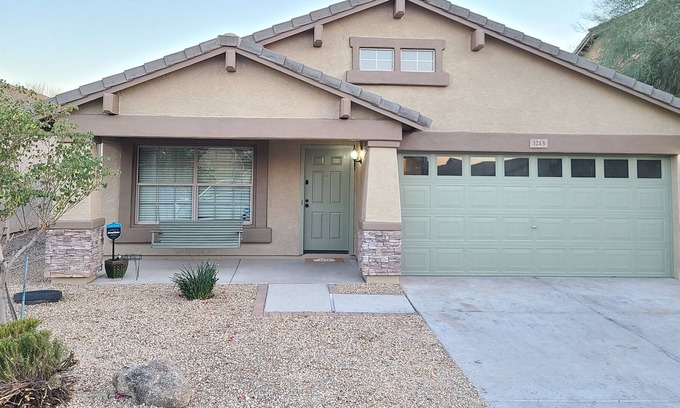 Laveen Village House | Spacious home w/ big office, grill, nearby hiking & biking trails