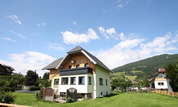 Mauterndorf House | Spacious home with sauna near the ski resort