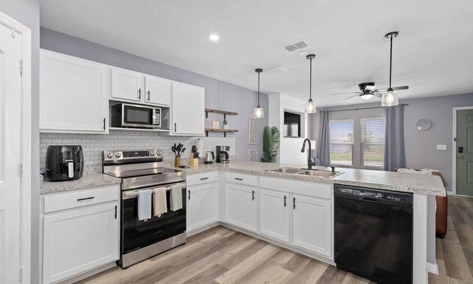 Fedhaven House | Spacious Home with Fully Fenced Yard and Fire Pit