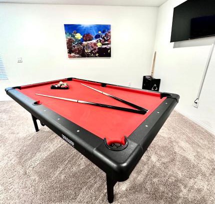 Sovana House | Spacious House, 5 bedrooms, Sleeps 12, Near Las Vegas Strip and Airport