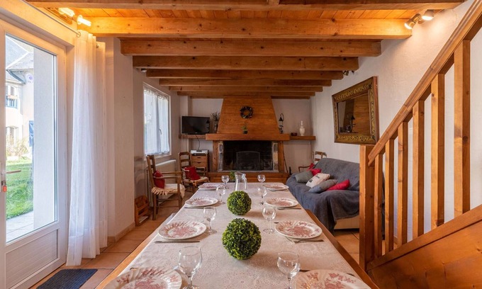 Vielle-Aure House | Spacious house for 11 with terraces and garden in Vielle-Aure