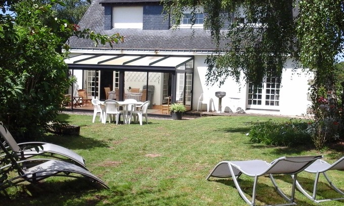Saint-Philibert House | Spacious house with garden