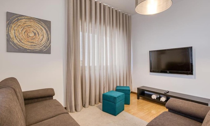 Maia House | Spacious House in Porto for family and friends