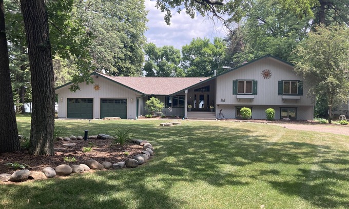 Grantsburg Cabin | Spacious lakefront cabin, perfect for your family get-a-way