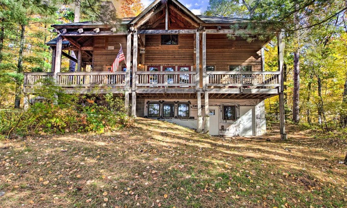 Emily Cabin | Spacious Lakefront Cabin w/ Fire Pit & Grill!