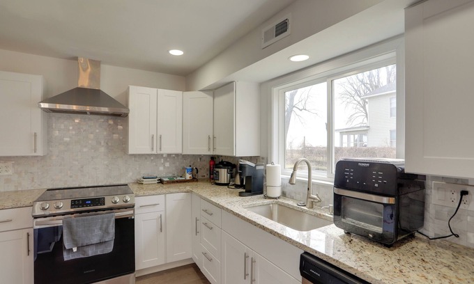 Woodland Beach Cottage | Spacious Lakefront House w/Backyard Fire Pit