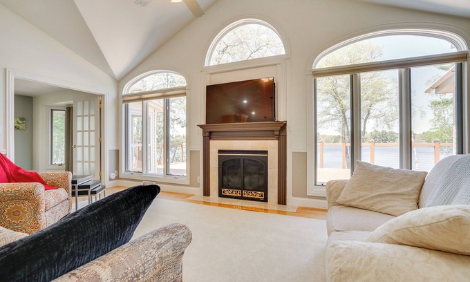 Chetek House | Spacious Lakefront New Auburn Home w/Sunroom