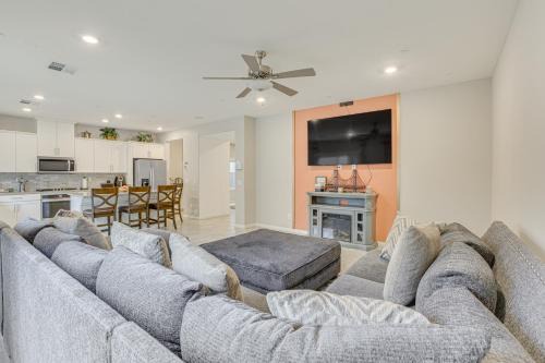 Las Vegas House | Spacious Las Vegas Home with Patio, 17 Mi to Strip!