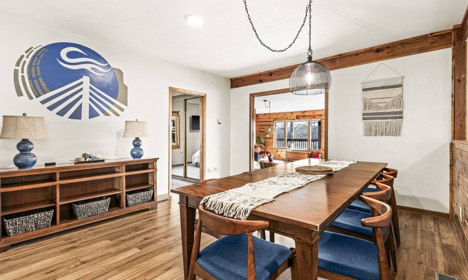 Stillwater House | Spacious light-filled house near Stillwater - The Stone's Throw Riverhouse