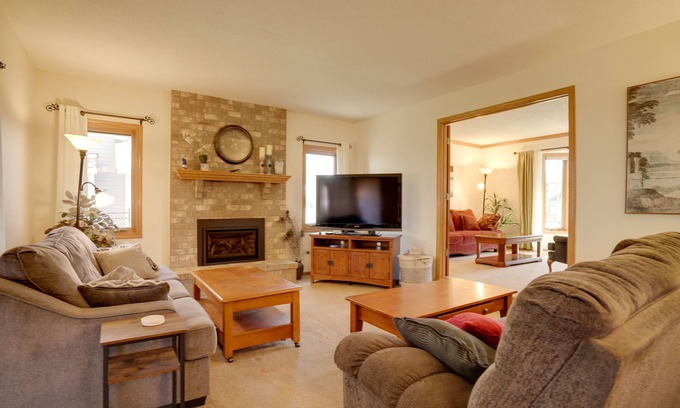 Woodbury House | Spacious Minnesota Getaway w/ Deck & Grill!