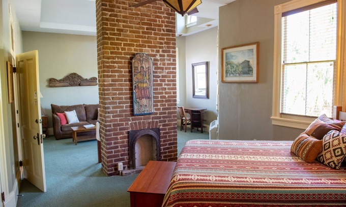Bywater Bed & Breakfast | Spacious Mission Suite at The Lookout Inn in the colorful Bywater neighborhood!