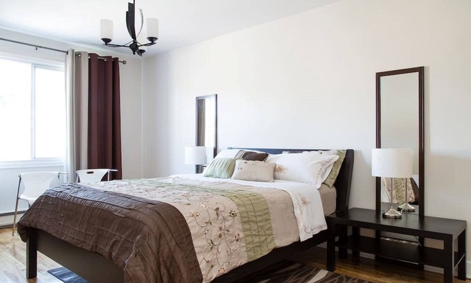 Saint-Leonard Apartment | Spacious, Modern 2 Bedroom, 20mins to Downtown