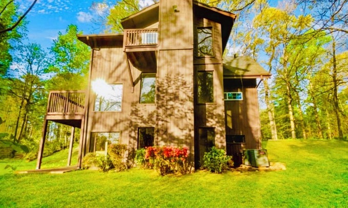 Church Street Ski Chalet | Spacious Modern Chalet near ATL Airport