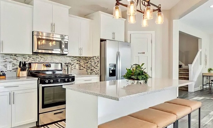 South Jordan House | Spacious, Modern Home Near Everything