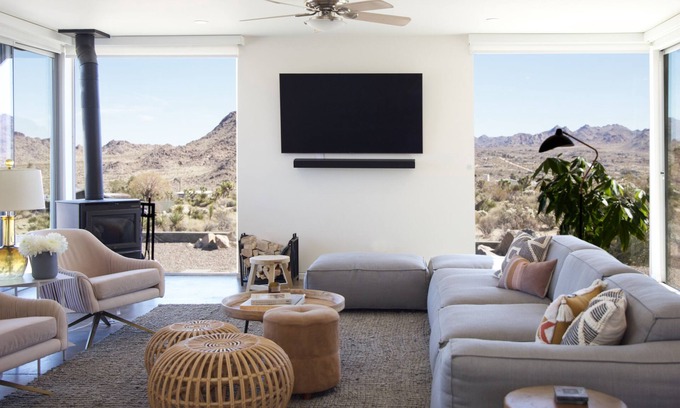 Joshua Tree Highlands House | Spacious Modern Serene - gorgeous mountain landscape views