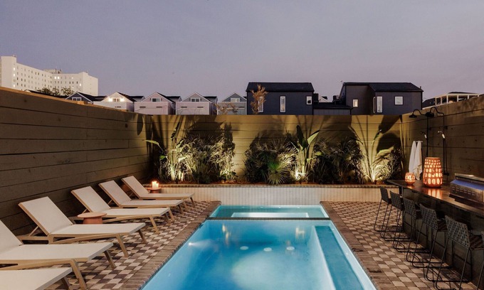 Faubourg Lafayette House | Spacious New Home | Heated Pool and Hot Tub