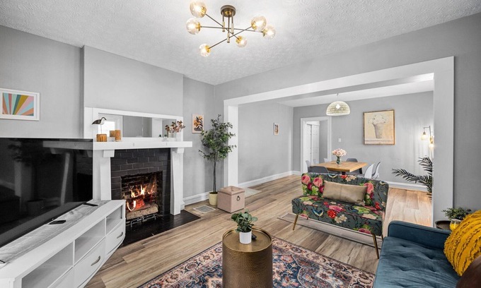 Old North Columbus House | Spacious & New Remodeled 6BRs Home