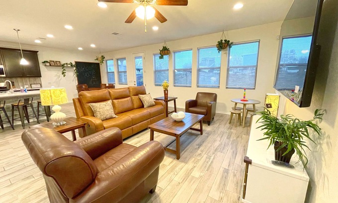 Wells Branch House | Spacious North Austin Retreat ✦ Family Pet Friendly ✦ Near Domain, Q2 & Downtown
