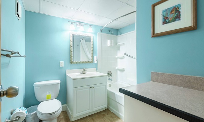 Northeast Virginia Beach Apartment | Spacious One Bedroom Condo