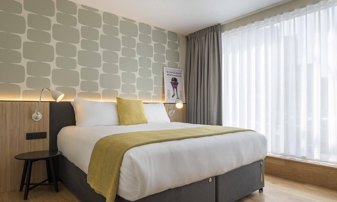 Jewish Quarter House | Spacious Penthouse Close to Rockox House! City Views w/Kitchen & Sun Terrace!