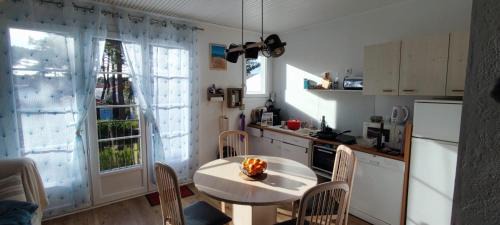 La Tranche-sur-Mer Apartment | Spacious quiet nest with garden near the sea