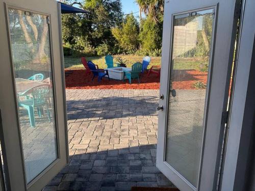 Melbourne House | Spacious ranch 10 min to beach/airport, pet friendly