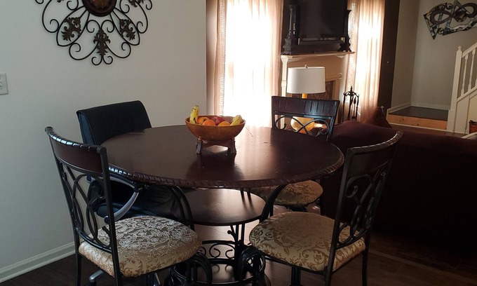 Jonesboro House | Spacious, Relaxing, Fun Home away from Home. sleeps up to 10