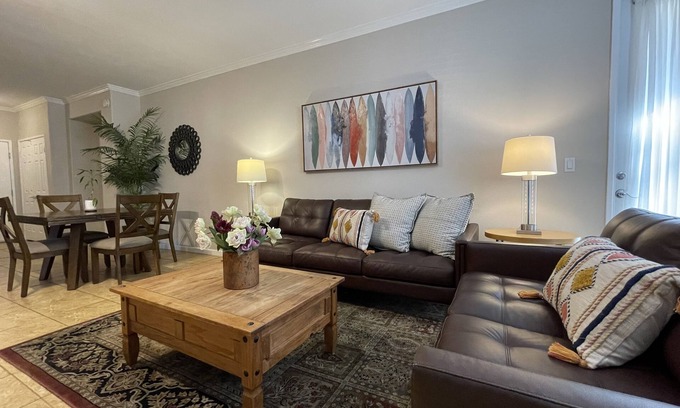Scripps Ranch Condo | Spacious resort community 2bed/2bath condo with garage!