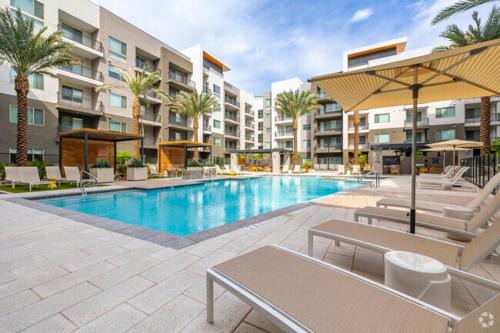 Desert Ridge Apartment | Spacious Resort style 2Bedroom 2Bath Oasis Pool Gym Desert Ridge