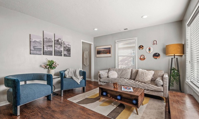 Sugar House House | Spacious Retreat, 4 Br/3 Full Ba, Pet-Friendly, Longer Stay Welcome, HotTub