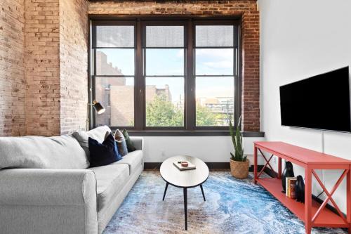 Downtown St. Louis Apartment | Spacious Riverfront Loft, Steps to Gateway Arch & Dining, 201
