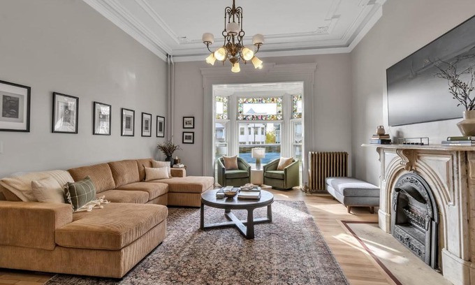 Front Park Apartment | Spacious Second Empire Suite at The Platt Mansion