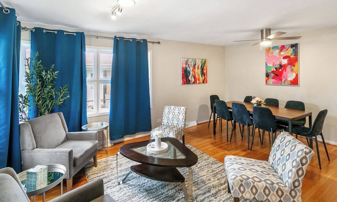 Libertyville House | Spacious Split-Level Home