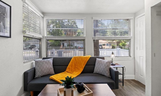Ybor City Apartment | Spacious Studio Flat in Cigar City with Parking