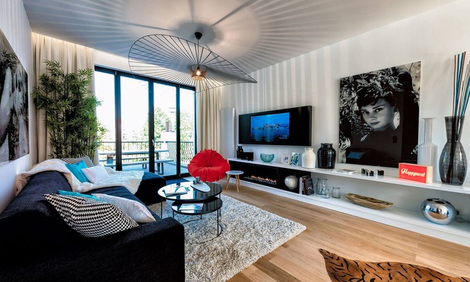 Chatelain Apartment | Spacious Top-Floor Two Bedrooms Duplex - Quartier Louise-Châtelain
