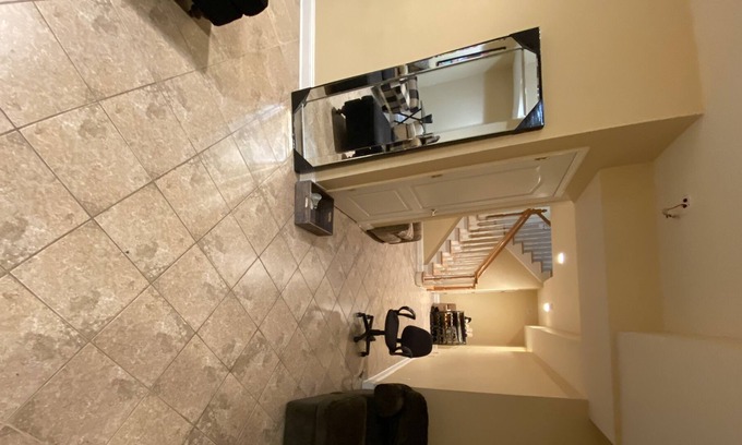Cresskill House | Spacious Townhouse in quiet upscale Tenafly, NJ