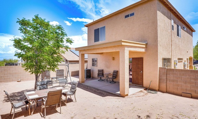 Drexel Heights House | Spacious Tucson Vacation Rental: Incredible Views!